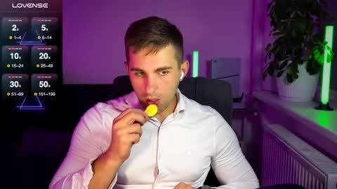 Sweet boy online show from September 19, 5:35 pm