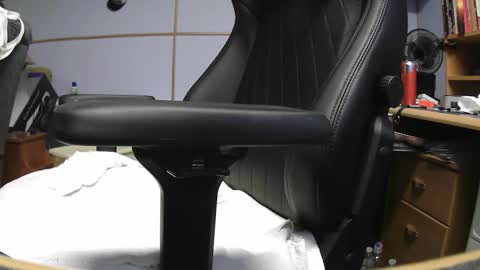 Kodiak1974 online show from October 23, 10:30 pm