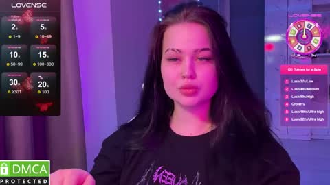 Mia online show from December 29, 8:26 pm