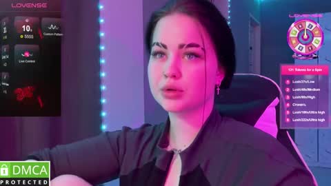 Mia online show from January 3, 10:40 pm