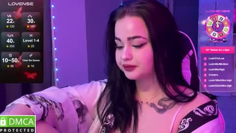 Mia online show from January 11, 5:51 pm