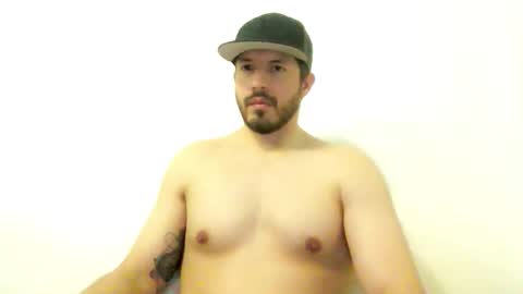 kolombianox online show from November 9, 6:23 am