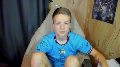 Snapshot of konnor_deviant chatting on September 30, 11:43 pm konnor_deviant online show from September 30, 11:43 pm