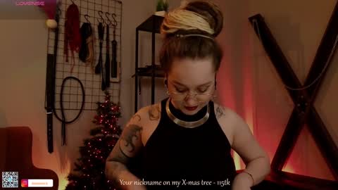 Snapshot of koracrosbie chatting on December 3, 1:54 pm Kora TG channel online show from December 3, 1:54 pm