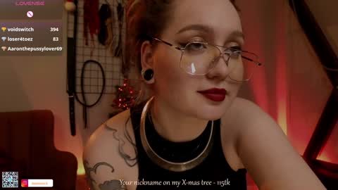 Snapshot of koracrosbie chatting on December 3, 5:01 pm Kora TG channel online show from December 3, 5:01 pm