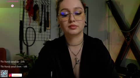 Snapshot of koracrosbie chatting on January 18, 2:02 pm Kora TG channel online show from January 18, 2:02 pm