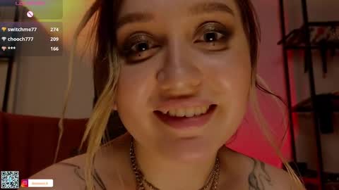 Snapshot of koracrosbie chatting on January 22, 7:24 pm Kora TG channel online show from January 22, 7:24 pm