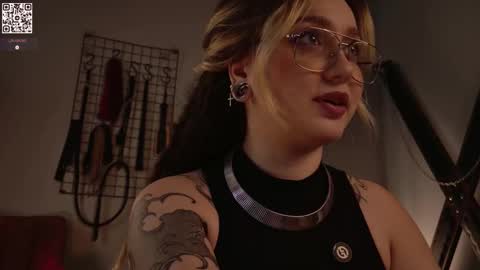 Snapshot of koracrosbie chatting on September 13, 1:33 pm Kora TG channel online show from September 13, 1:33 pm