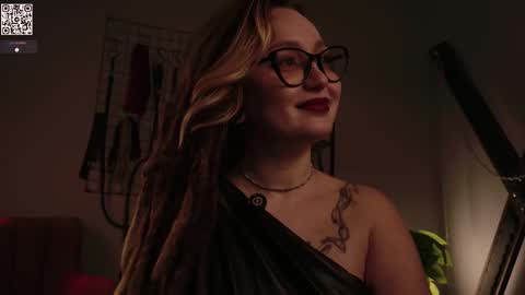 Snapshot of koracrosbie chatting on September 23, 1:36 pm Kora TG channel online show from September 23, 1:36 pm