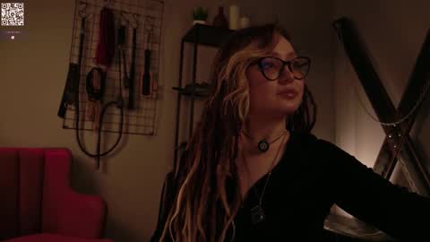 Snapshot of koracrosbie chatting on October 3, 2:03 pm Kora TG channel online show from October 3, 2:03 pm