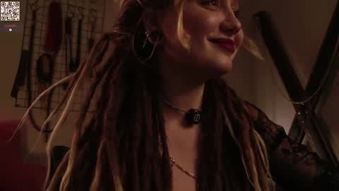 Snapshot of koracrosbie chatting on October 10, 1:43 pm Kora TG channel online show from October 10, 1:43 pm