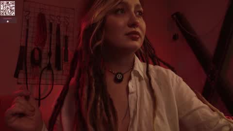 Snapshot of koracrosbie chatting on October 18, 1:34 pm Kora TG channel online show from October 18, 1:34 pm