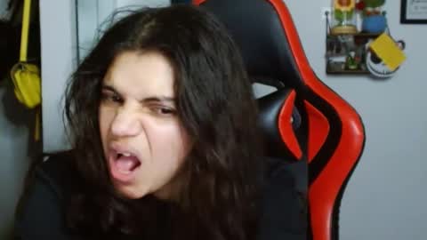 Karoll online show from December 11, 2:19 am