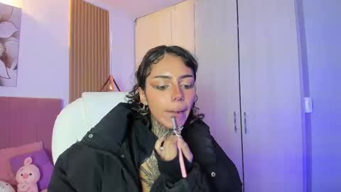 Snapshot of korarousee chatting on October 7, 1:30 pm Kora online show from October 7, 1:30 pm