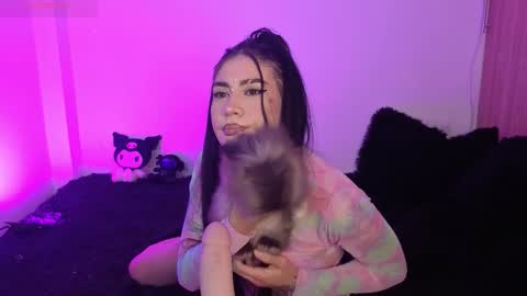 Snapshot of korolovaa chatting on November 25, 11:38 pm korolova online show from November 25, 11:38 pm