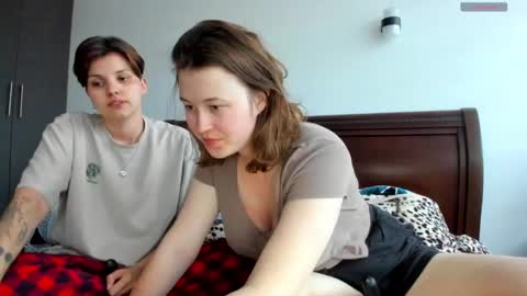 Twiix online show from February 16, 11:26 pm