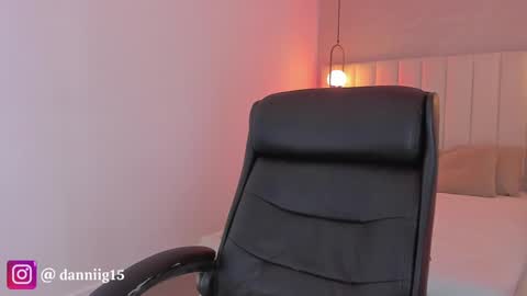 K O S M I C online show from February 5, 12:49 pm