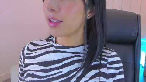 K O S M I C online show from October 18, 12:39 pm