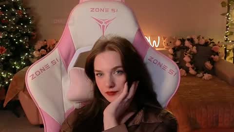 Snapshot of kottyaa_ch chatting on December 13, 2:32 am Kottyaa cb FOLLOWING online show from December 13, 2:32 am