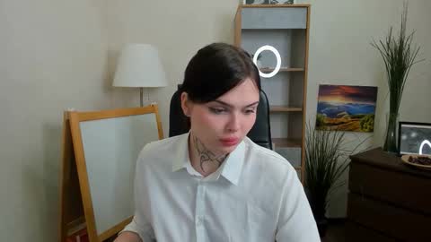 Ariel online show from December 14, 3:28 pm