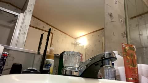 Snapshot of kountrygangsta1979 chatting on December 31, 2:51 am KountryGangsta1979 online show from December 31, 2:51 am