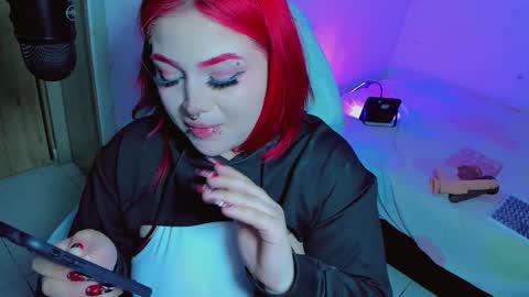 Khloe online show from February 26, 10:04 am