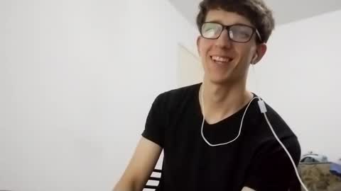 Snapshot of kpo10 chatting on January 4, 11:59 pm Facu online show from January 4, 11:59 pm