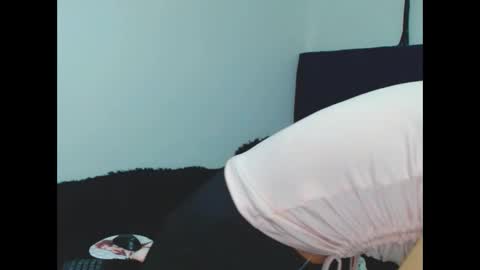 kratos_and_afrodita online show from October 11, 6:50 pm