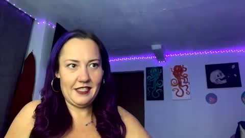 kreamyk420 online show from November 27, 7:43 am