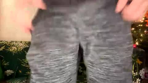 Snapshot of krimsoncircuit chatting on November 20, 2:23 am krimsoncircuit online show from November 20, 2:23 am