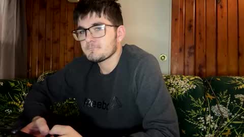 Snapshot of krimsoncircuit chatting on November 26, 7:37 pm krimsoncircuit online show from November 26, 7:37 pm