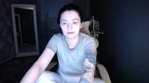 Snapshot of kris_again chatting on March 10, 2:28 am Kris online show from March 10, 2:28 am