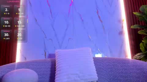 criss online show from November 19, 8:20 pm