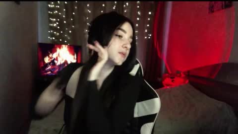 Snapshot of krisbadass chatting on October 7, 7:38 am Kris online show from October 7, 7:38 am