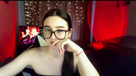 Snapshot of krisbadass chatting on October 10, 6:45 am Kris online show from October 10, 6:45 am