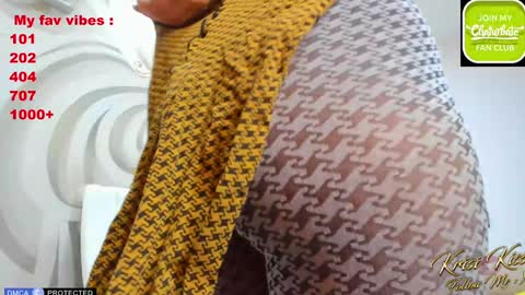 KrisiFollow me  Thumb UP  online show from January 27, 4:09 am