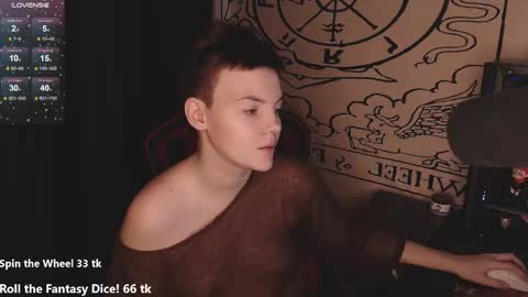 Snapshot of krisneal chatting on November 21, 9:41 am krisneal online show from November 21, 9:41 am