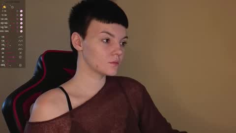 Snapshot of krisneal chatting on December 14, 9:14 am krisneal online show from December 14, 9:14 am