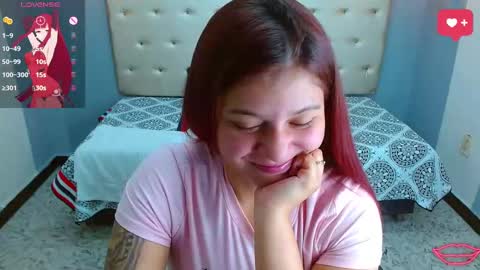 krissone online show from February 15, 5:07 pm