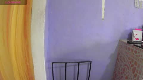 krissone online show from October 6, 9:45 pm