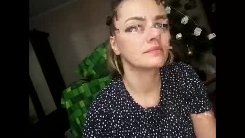 KrissSexi online show from December 28, 9:40 pm