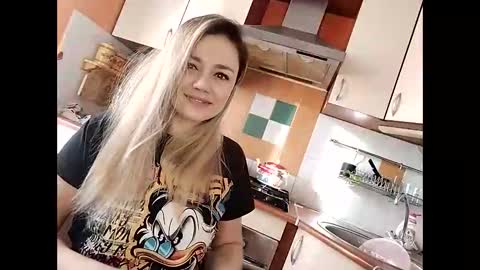 KrissSexi online show from January 12, 7:32 am