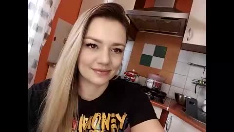 KrissSexi online show from January 21, 7:47 am