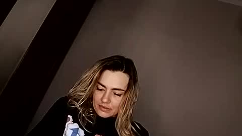 KrissSexi online show from September 9, 10:42 pm