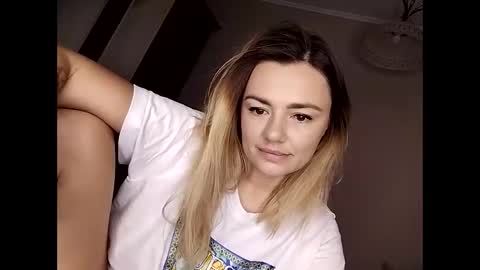 KrissSexi online show from October 14, 5:30 am