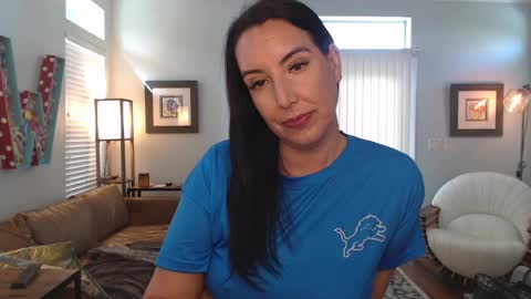 Krissy online show from January 5, 7:49 pm