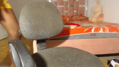 Snapshot of kristal_cox2 chatting on December 21, 11:22 am kristal_cox2 online show from December 21, 11:22 am