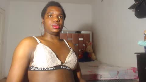 Snapshot of kristal_cox2 chatting on October 14, 11:44 am kristal_cox2 online show from October 14, 11:44 am