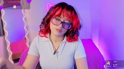 kristen_tay online show from September 13, 3:17 am