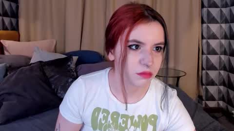 Snapshot of kristin_smitt chatting on November 27, 8:49 am Kristin online show from November 27, 8:49 am